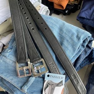 Passier stirrup leathers black NWT